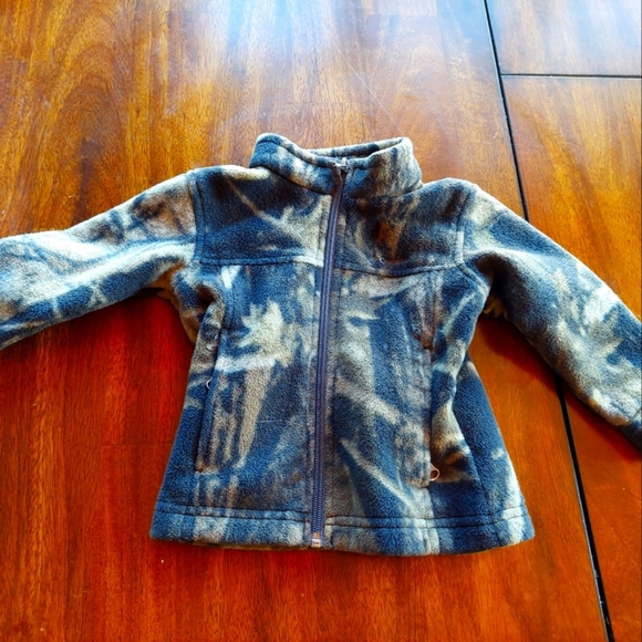 Columbia Fleece Woodland Camo Full Zip Boys Jacket 2T - Picture 1 of 4